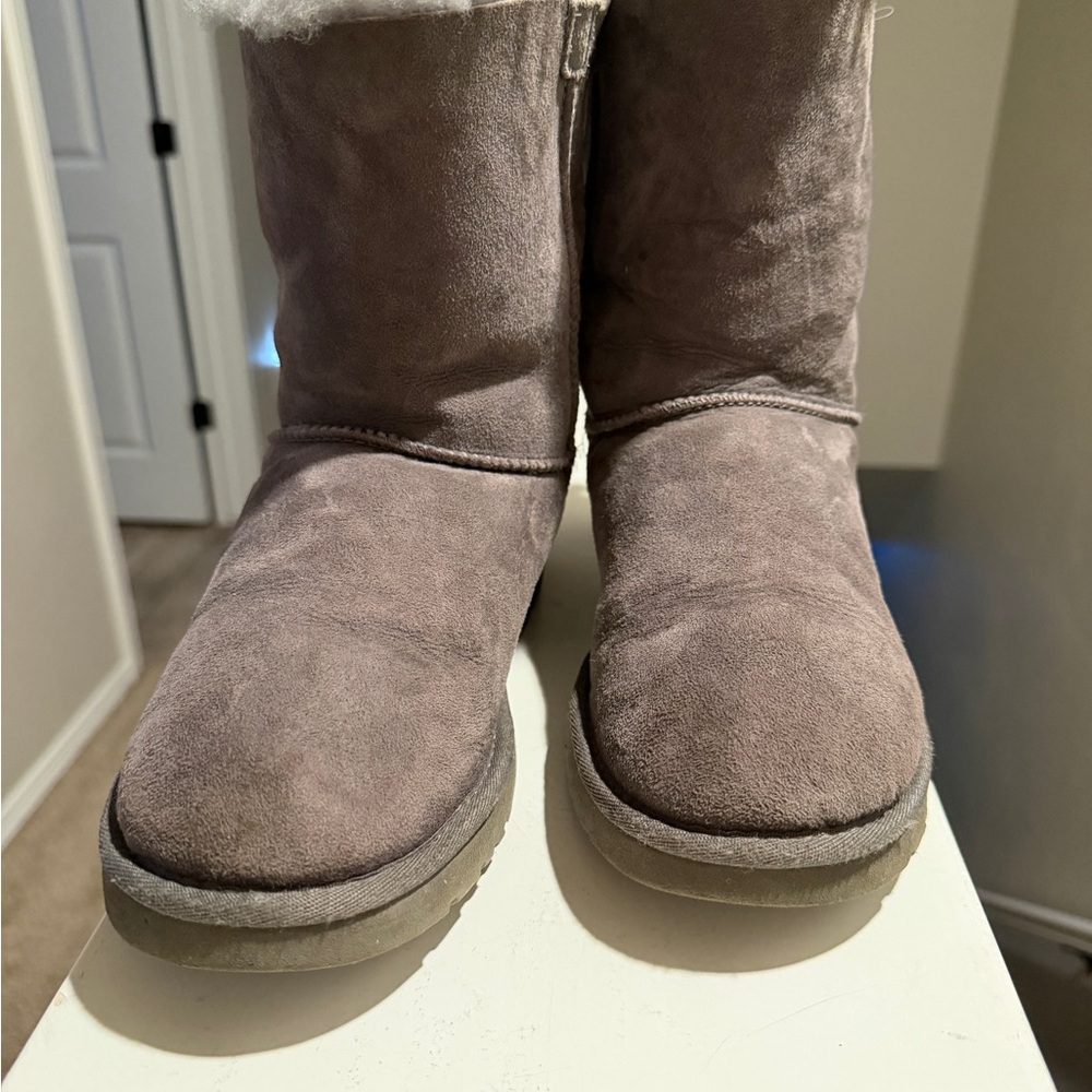 UGG Bailey Bow II Boots - Picture 4 of 12
